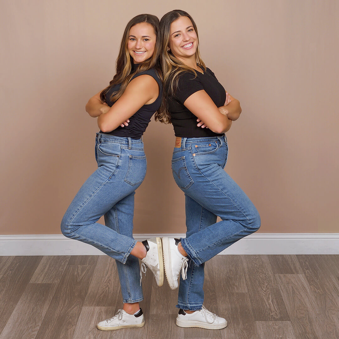 Two women posing for a best friend photoshoot