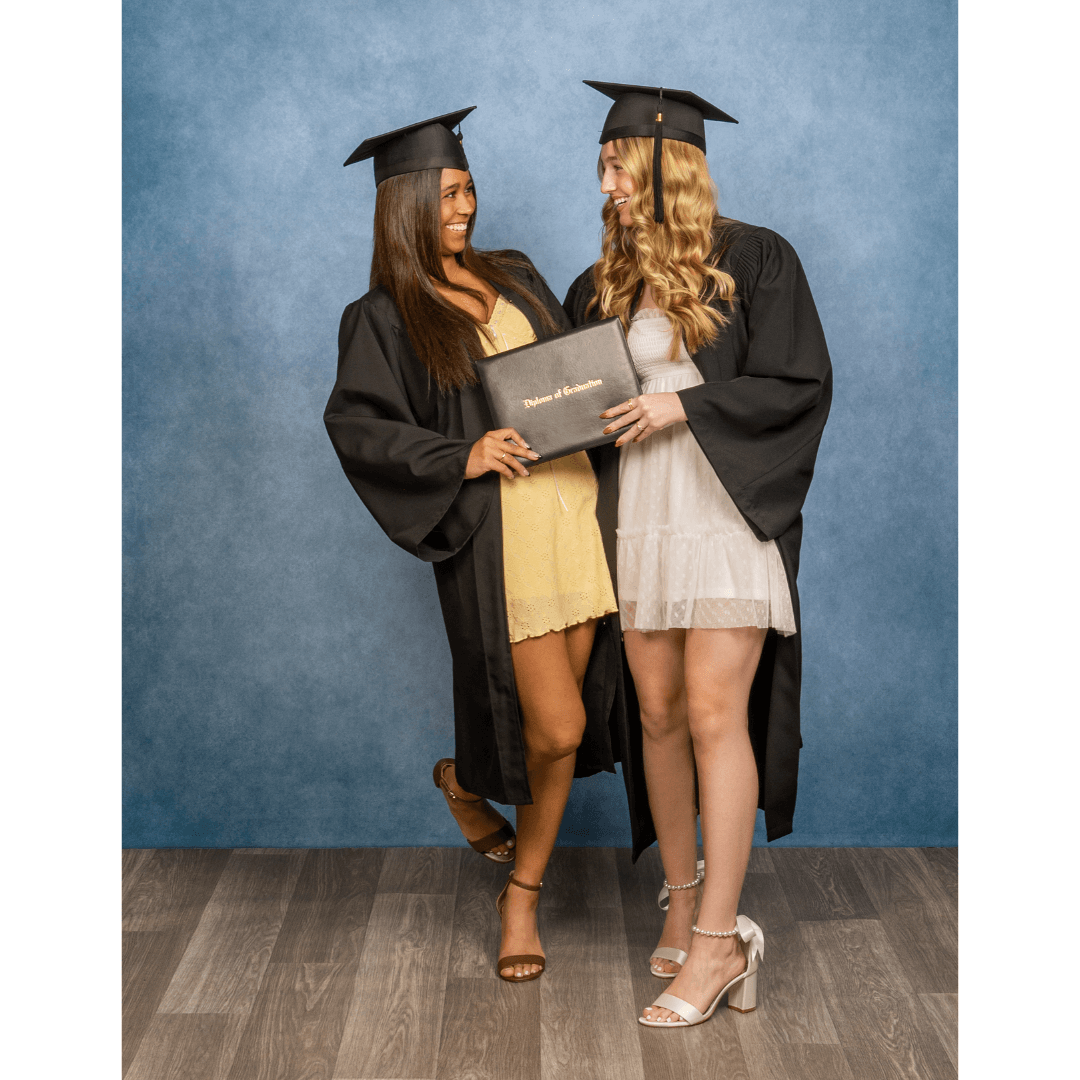 https://jcpportraitdev.lifetouch.com/grad-photography/